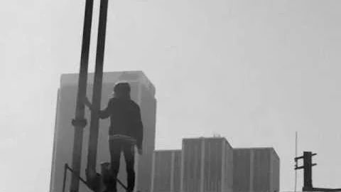 Askew Visits LA