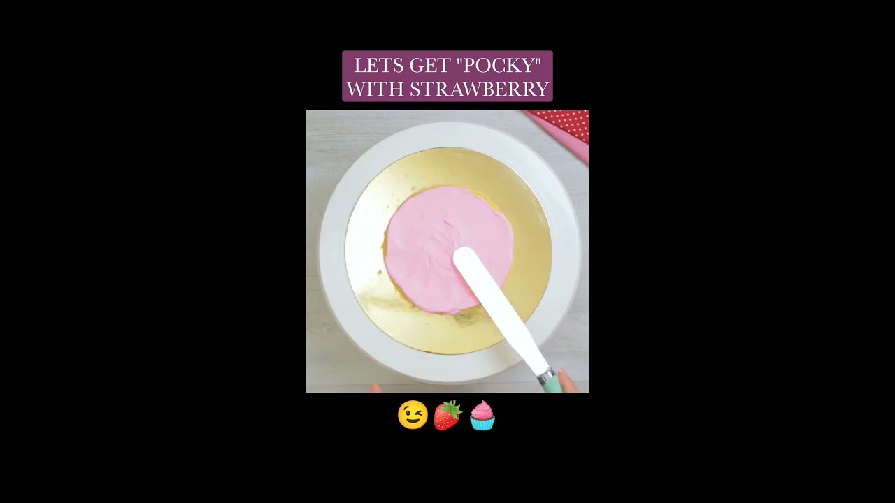 UNBELIEVABLE Tiktok STRAWBERRY Cake Hack  #shorts #strawberrycake #hooplarecipes #tiktok