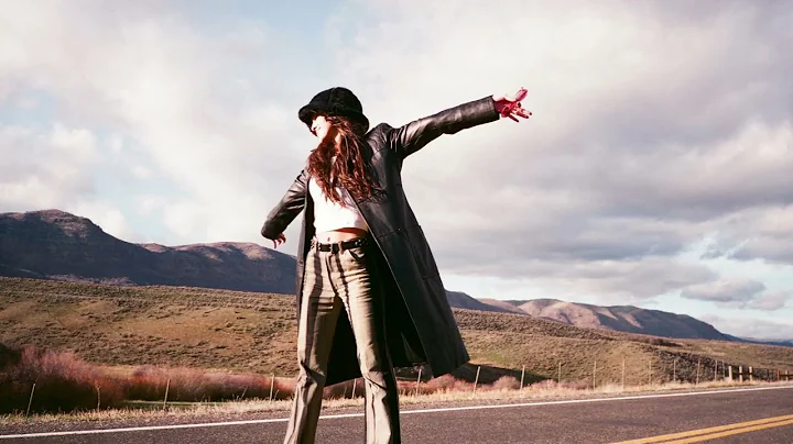 Olivia Rodrigo - traitor (live from “driving home 2 u a SOUR film)