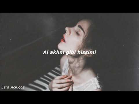 Ufuk Beydemir - Ay Tenli Kadın Lyrics