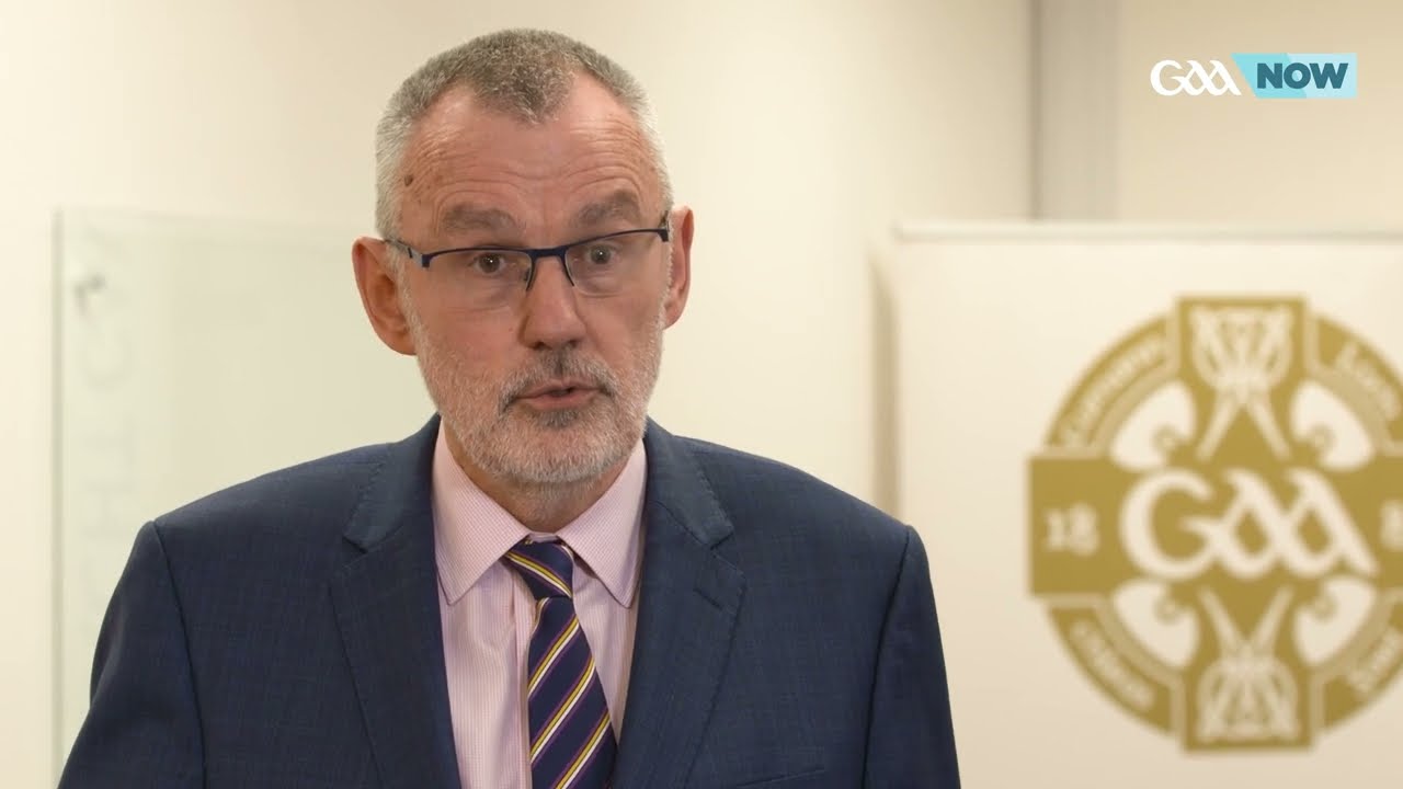 Uachtarán welcomes vote on football championship