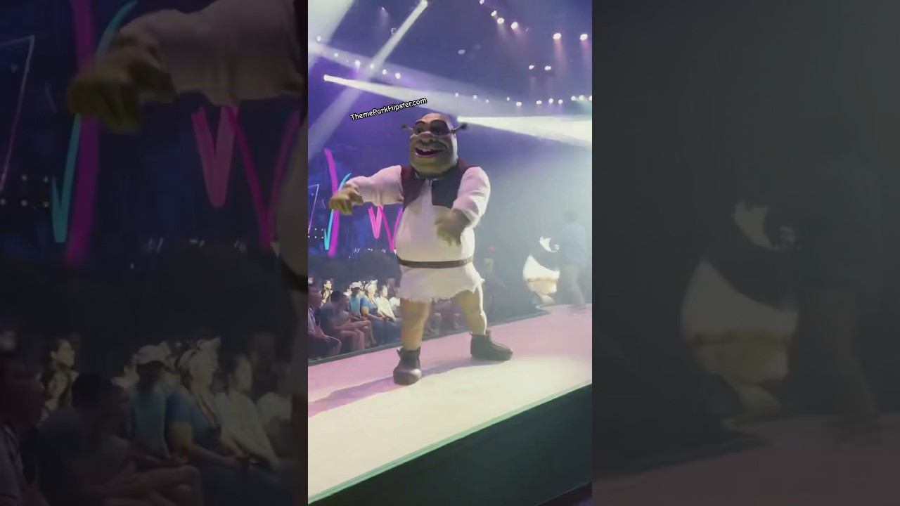 When the party gets lit at Universal’s Dreamworks Land 😜