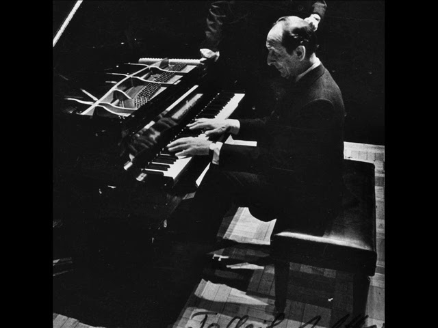 HOROWITZ - LISZT Mephisto Waltz CRAZY CADENZA LIVE!!! 1/2