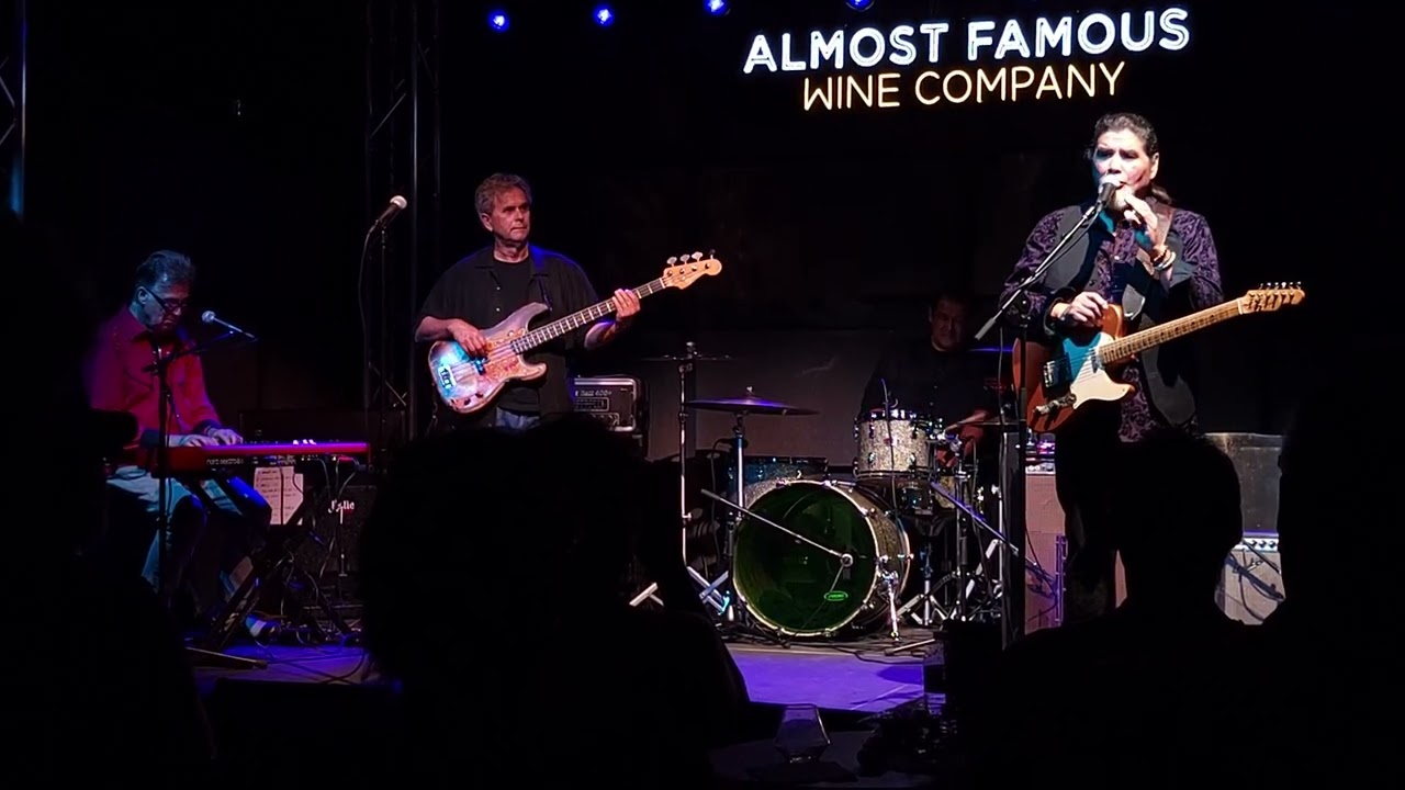 Daniel Castro Band at Almost Famous Wine Livermore CA 2022/06/24 20220624 212347 bekijken op YouTube Daniel Castro Band at Almost Famous Wine Livermore CA 2022/06/24 20220624 212347 bekijken op YouTube