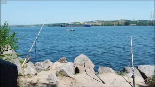 Рыбалка на реке Днепр летом. Ловля карася и бычка.