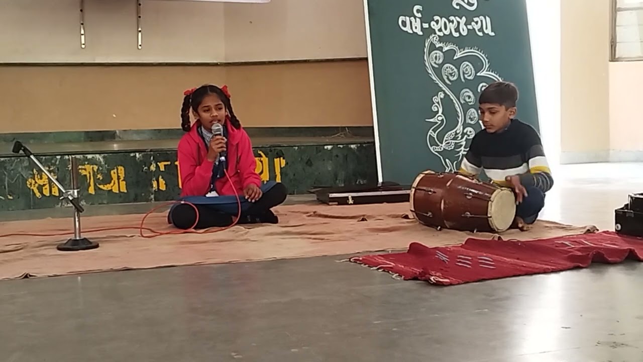 કાળી વાદલડી તુને વિનવે રે... ગીત.. વિદ્યાર્થીની દ્વારા કલામહાકુંભ તાલુકા કક્ષાએ