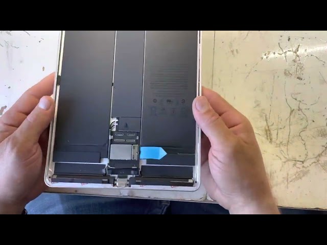 How to straighten a bent iPad frame #jerryrig class=