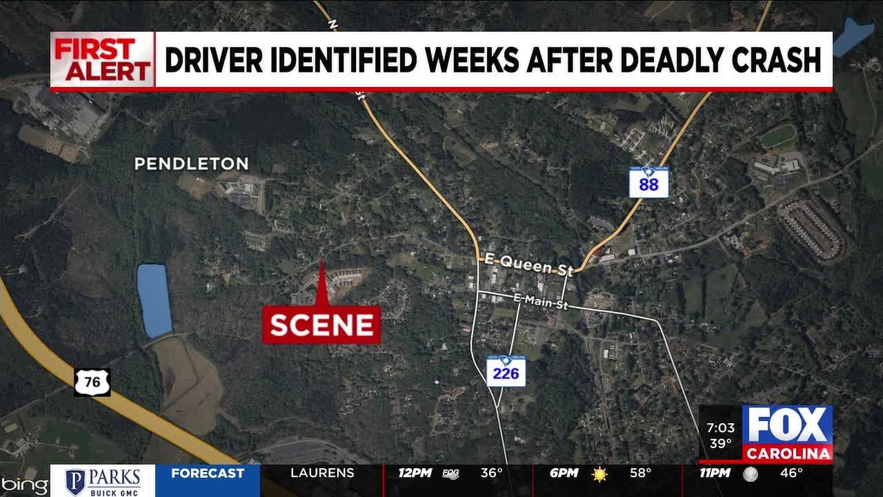 Coroner: Man killed in fiery New Year’s Eve crash in Pickens Co - YouTube