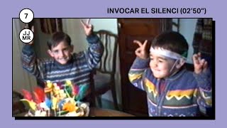 Video thumbnail of "invocar el silenci – Jo Jet i Maria Ribot (lyric video)"