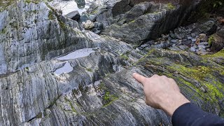 There Are Gold Nuggets Just Sitting On The Bedrock Here!