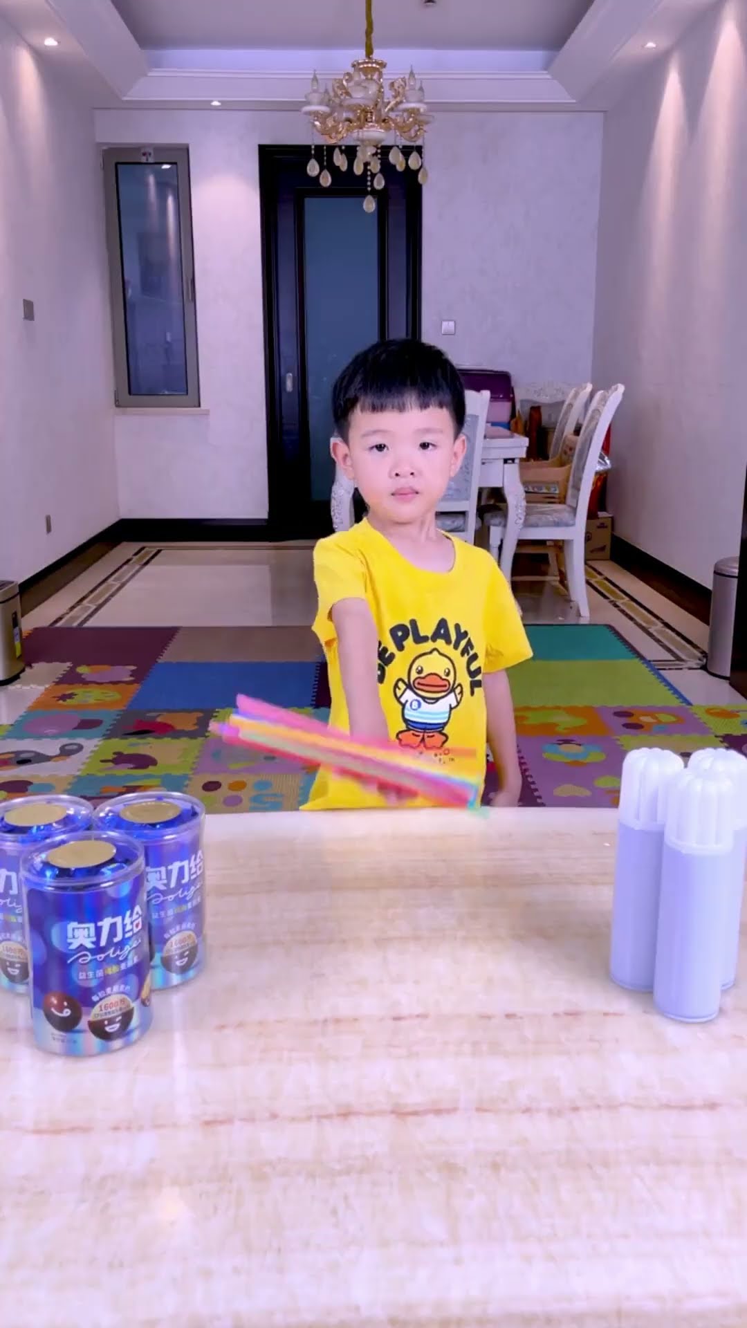 Straw Grabbing Challenge, No Skills, All Depends On Luck#Funnyfamily #Partygames #Challenge #Funny