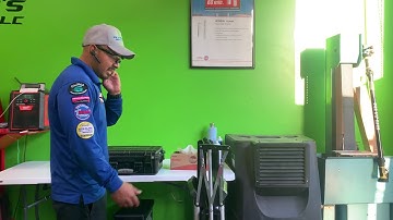 This cart is great for auto glass, collapsible service cart recommended by Alfredo’s Auto Glass