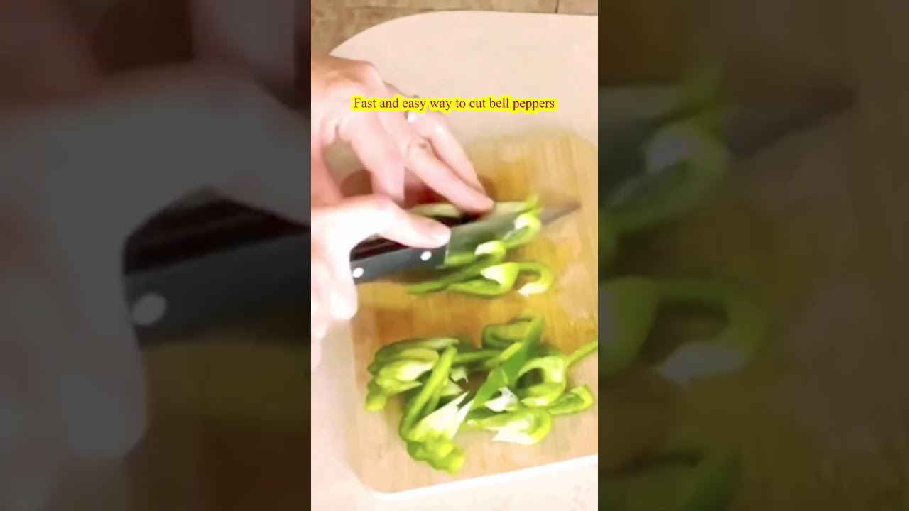 How I cut bell pepper for stir fry/Cutting Peppers