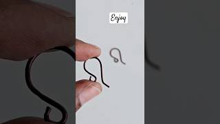 A quick tutorial to make ear hooks. Hope this helps... #regaliabyreyney #freejewelrytutorials #diy