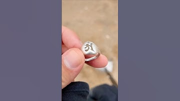 FOUND a Huge SILVER RING 💍 while Metal Detecting! #metaldetecting #equinox600 #treasurehunt #beach