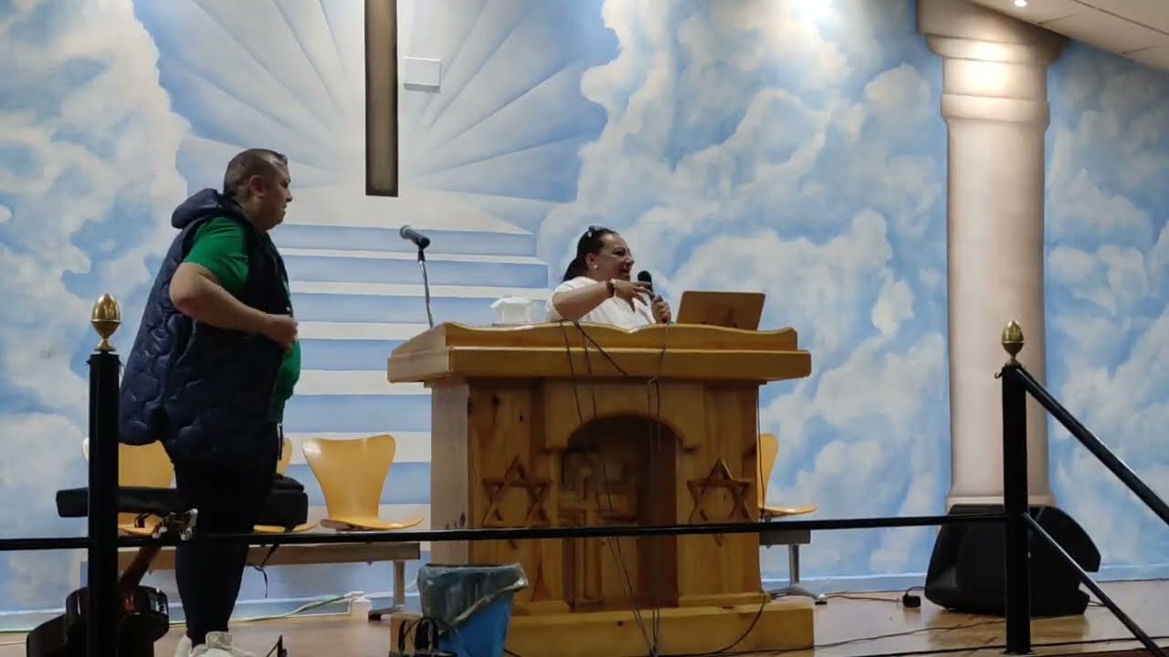 hermana Carmen de pinto y lola la corrala canción estando en el señor  Loli de Canarias 29-4-2023