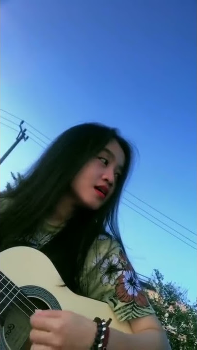 🔥cecan🔥cewek cantik main gitar😍