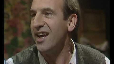 Rising Damp - 2X7 - Things that go bump in the night