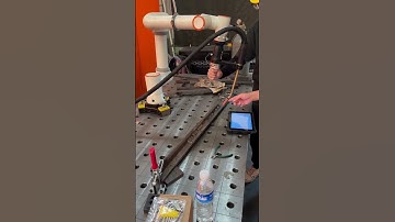 Collaborative welding robot without programming