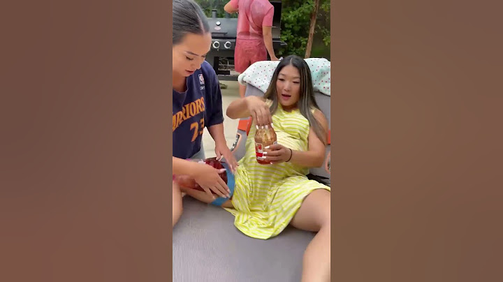 Pregnant lady uses jam to prank the guys  #shorts