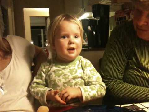 Simone sings.MOV