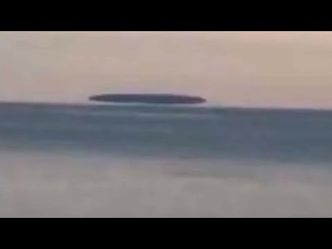 Aparece un enorme objeto flotante sobre los Grandes Lagos, ¿OVNI, barco fantasma o algo más?