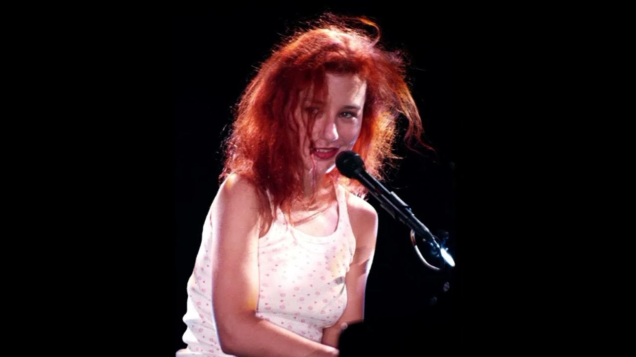 Tori Amos ‘Baker Baker’ (solo) live in Charlotte, North Carolina (July 30, 1994) YouTube