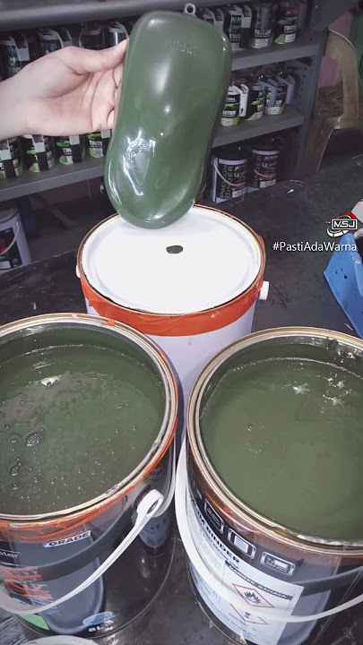 Cat Mobil Motor Warna Hijau Army CS 54 Urban Green BMW A04