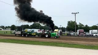 Derrick McIntire’s pass with an Oliver 1850 at Wooster Ohio 2026 Show!