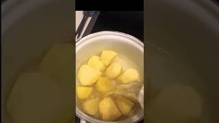 Куриный суп-пюре с картофелем Куриный суп-пюре с картофелем