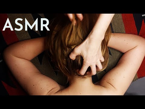 So klingt die ASMR Kopfmassage (Hairplay, soft ASMR)