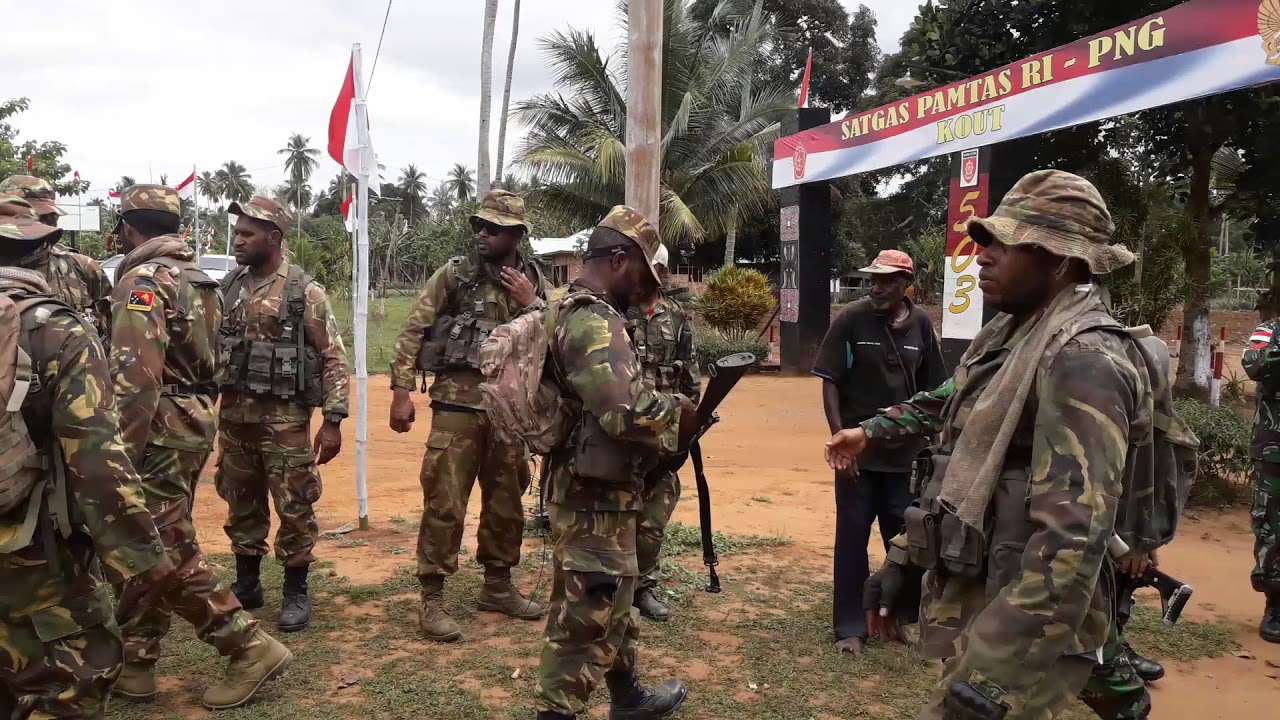 Inilah Kekompakan Tantara PNG dan TNI -AD di Perbatasan