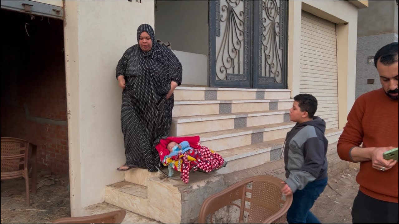 ام جني ربنا يكرمك يامازن ياجوزي زي ماكرمت امي وتلاقي اللي يشيلك كما تدين تدان الراجل دا والله ماعارف