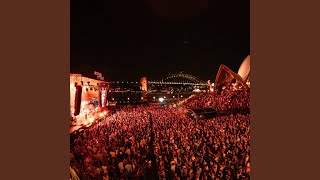 Download Lagu TITANIUM (Live At Sydney Opera House) (feat. Emily Williams) Download Lagu TITANIUM (Live At Sydney Opera House) (feat. Emily Williams)