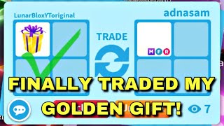 😱🎁THANK GOODNESS! FINALLY I TRADED MY OLD & RARE GOLDEN GIFT FOR THIS OUTGAME MEGA! ADOPT ME#viral