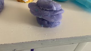 Making a slime burger (i might of ate it)