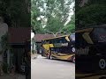 Bus Agung Sejati keluar bersama bus A.N.S dari terminal Poris Tangerang #bus #terminal #porisplawad