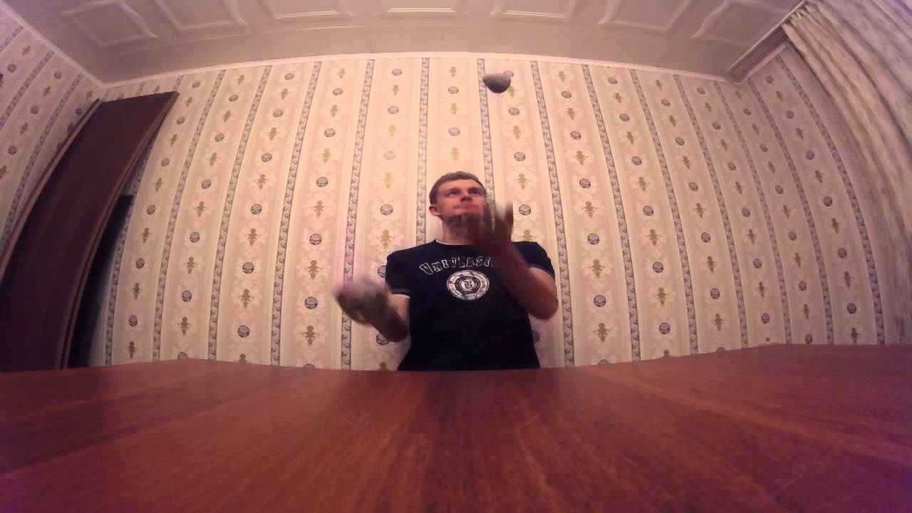 3-ball juggling routine