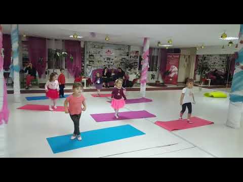 Video: Cum Să Alegi Un Studio De Dans Pentru Un Copil