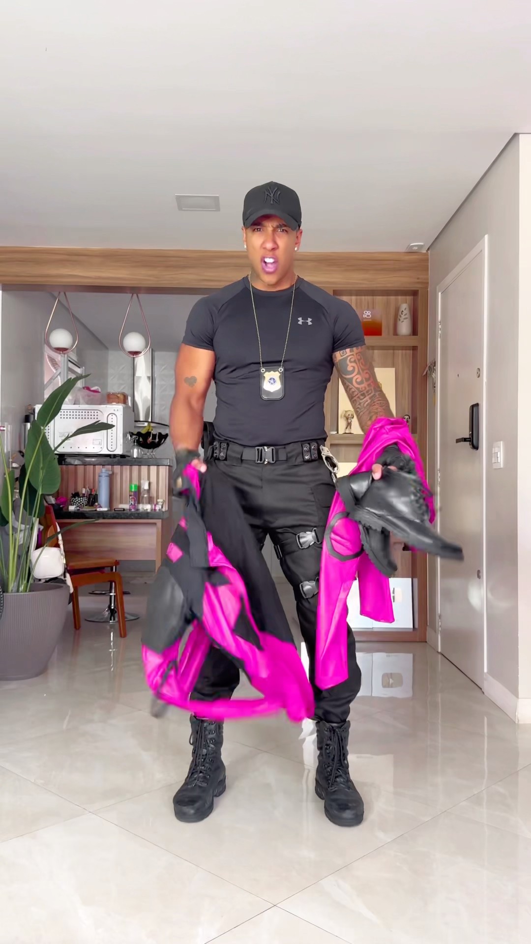 Gostaram do DEADPOOL PINK? #transition #trend #apollosant #fantasy