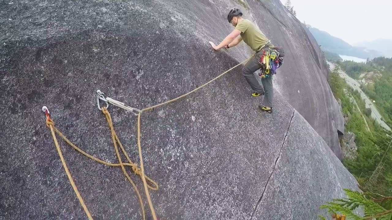 Rock Climbing a pretty easy route up the chief (Chill day!)