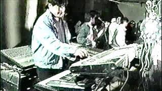 GRUPO MARFIL DE BOLIVIA. las cholitas mas divertidas con YA ME VOY autor Jhonny Guevara Numbela