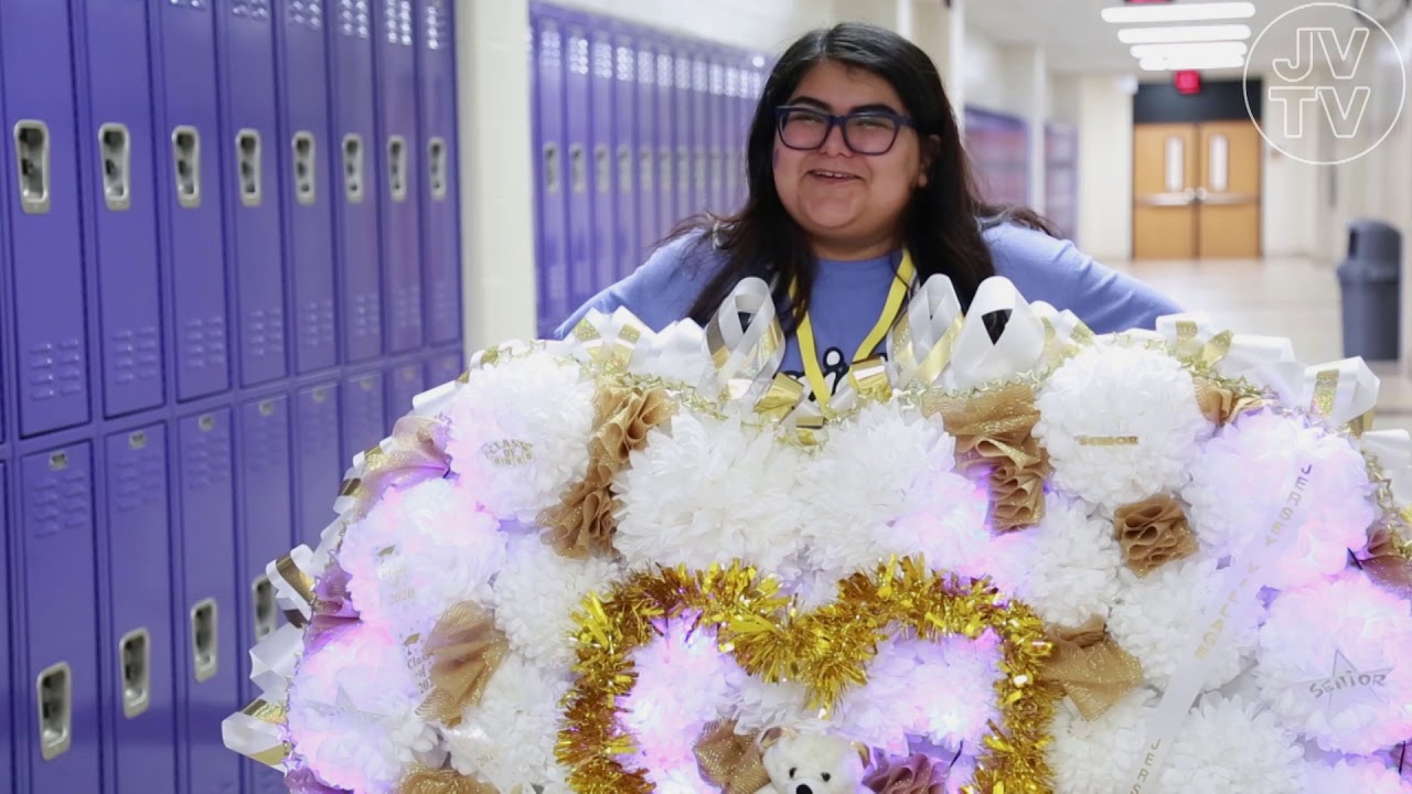 The Homecoming Mum