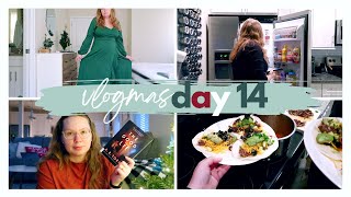 VLOGMAS DAY 14  | trying on baby shower dresses, sticking to a grocery budget + finishing a book