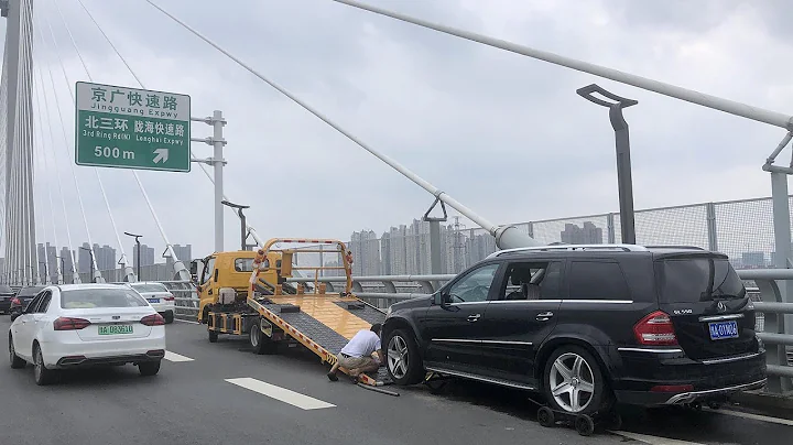 Traffic resumes as flooding recedes in Zhengzhou, Henan Province - DayDayNews