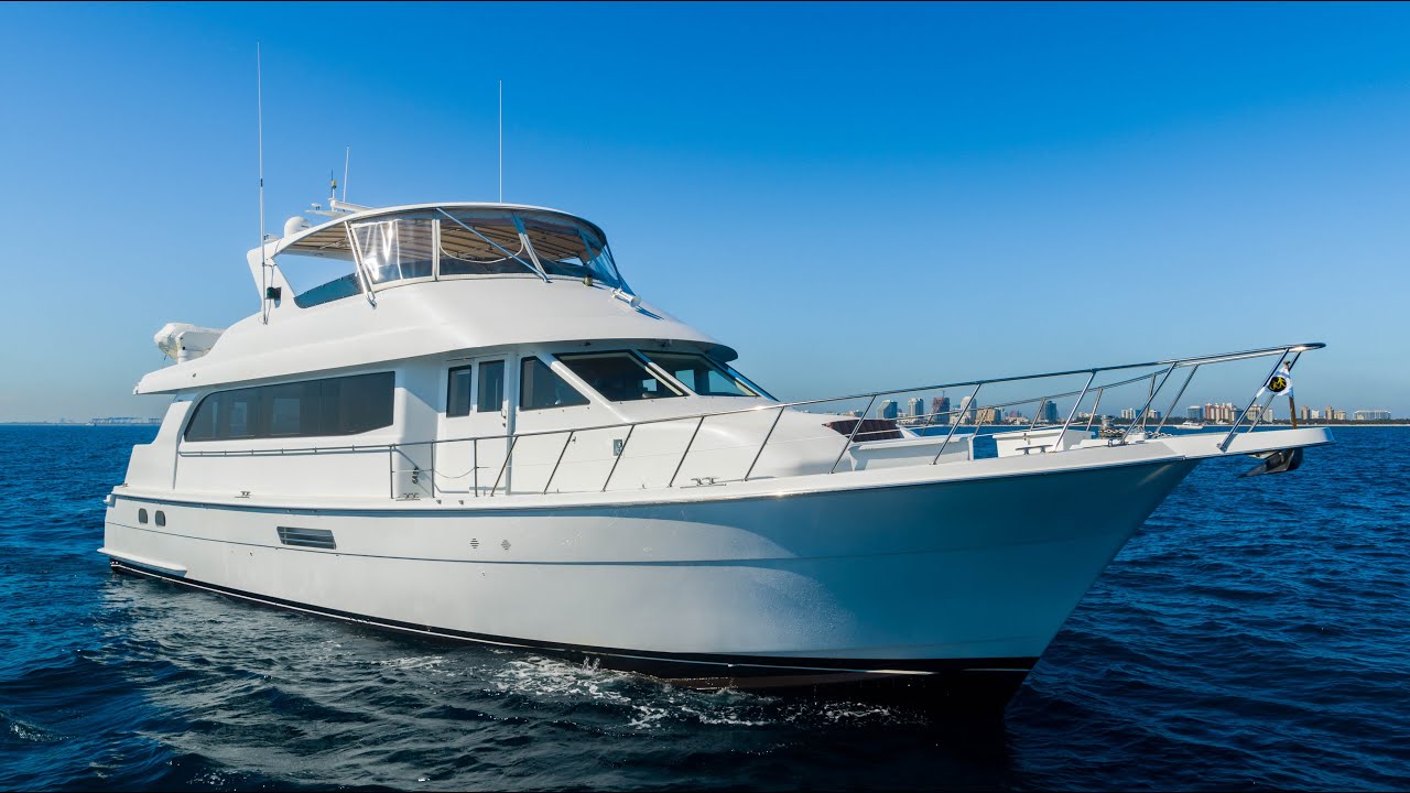 L'DOR V'DOR, 75' Hatteras Cockpit MY