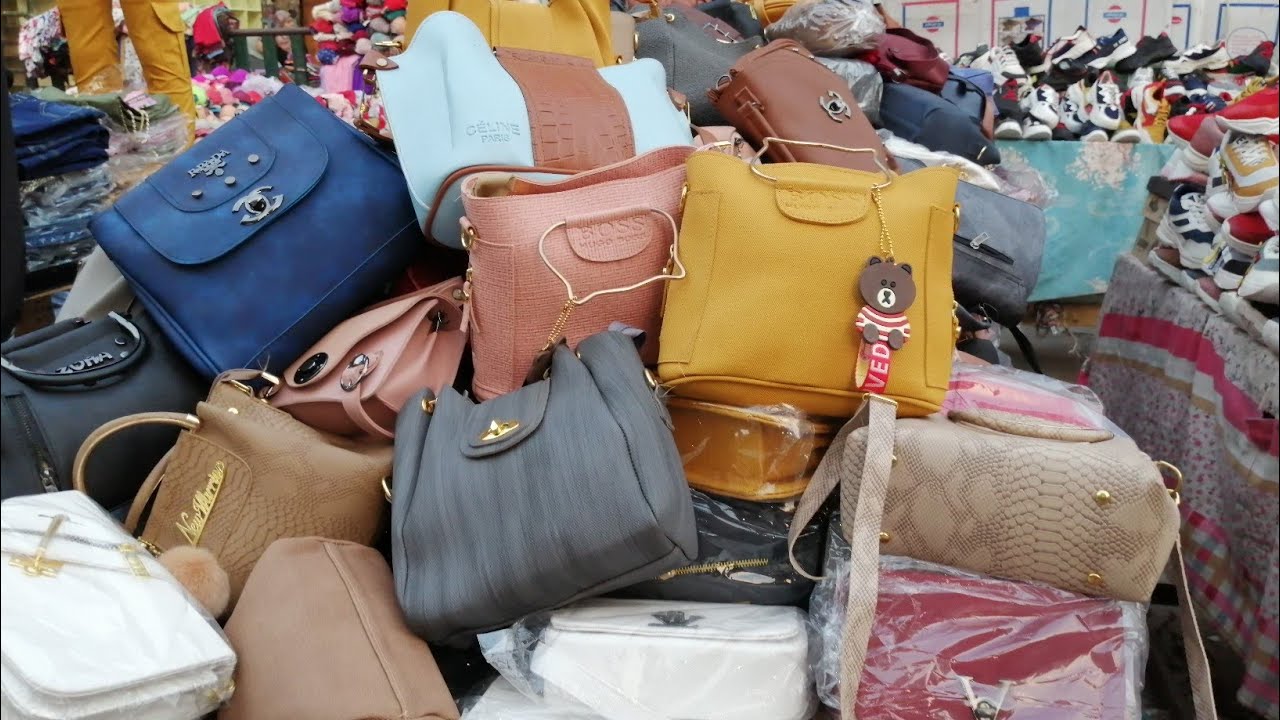 عروض مصطفي بي 35 ج😰 شنط خروج حريمي تحفة تشكيلة 2020 شنط بوكس وكروس وهاند في شارع بور سعيد لكل عروسة