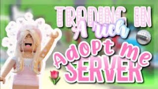 TRADING IN A RICH SERVER!🥹 | WAS THIS FAIR?💕||ADOPTME||