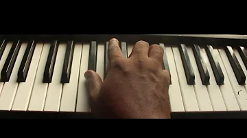 JUPITAR   HONOR YOU FT  SARKODIE PIANO TUTORIALS