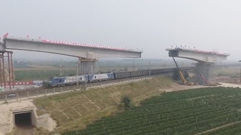 High-speed railway girders rotate, connected